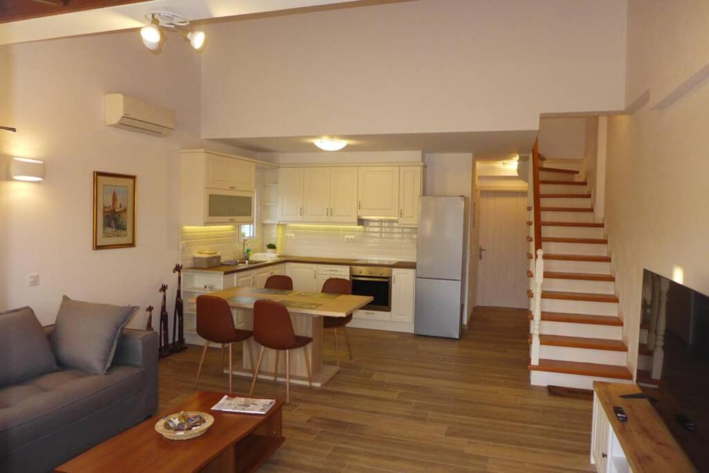 EN-ikia: Spacious&comfortable 2 bedroom apartment *